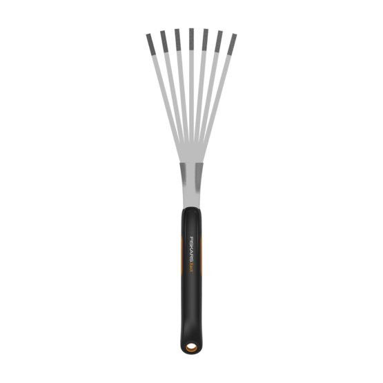 Fiskars Xact™ kézi gereblye termék fő termékképe